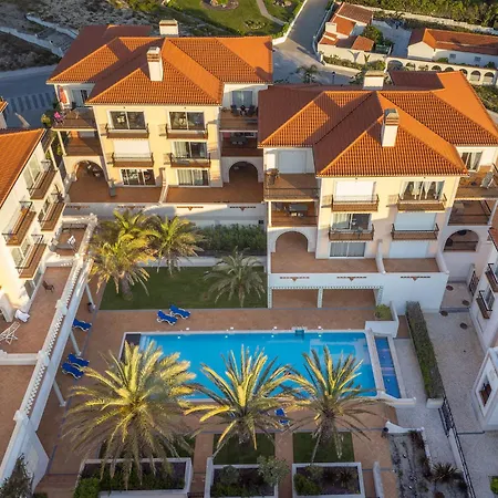 Stunning Townhouse Sea View Hébergement de vacances Amoreira (Leiria)